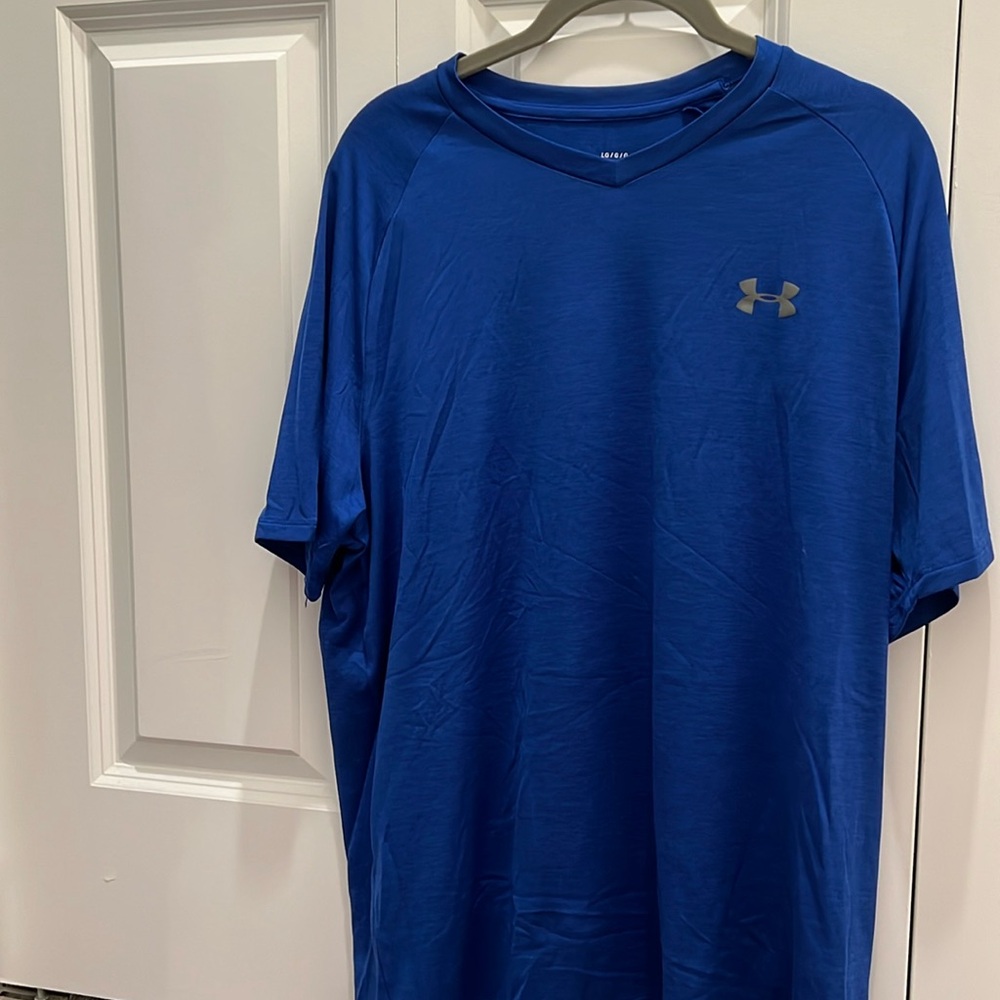 Under armour the tech shirt